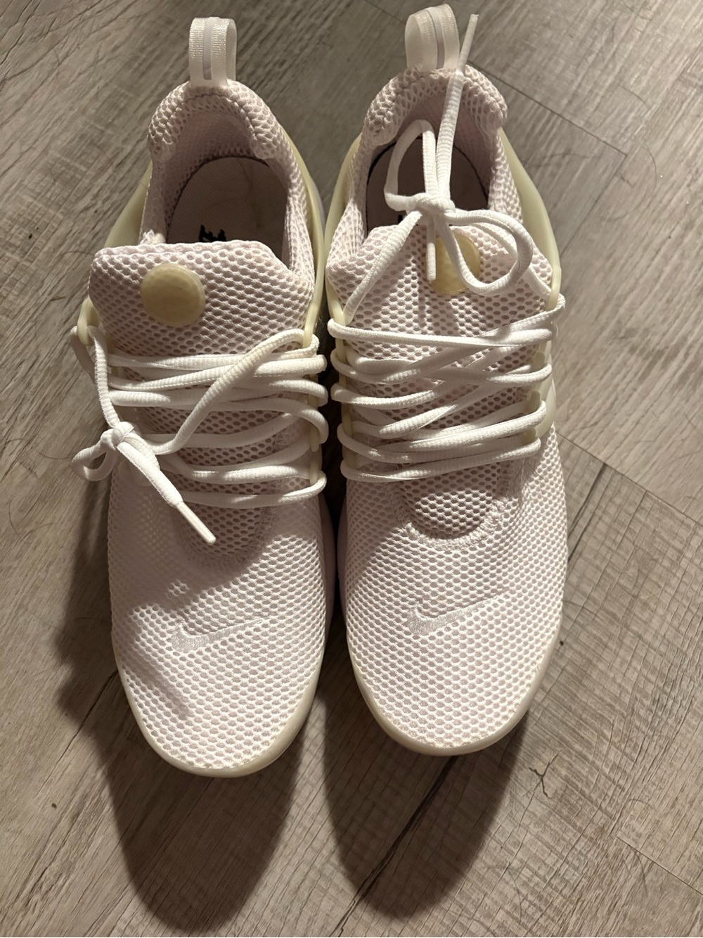 Nike Men's White Mesh Athletic Sneakers Air Presto React